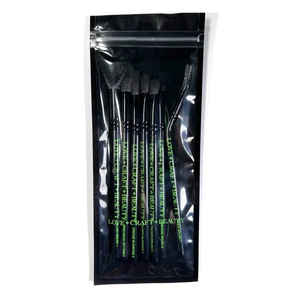 LOVE+CRAFT+BEAUTY 7 Piece Brush Set